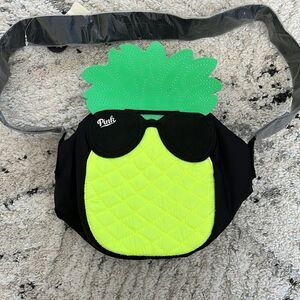 NWT VS PINK pineapple cooler